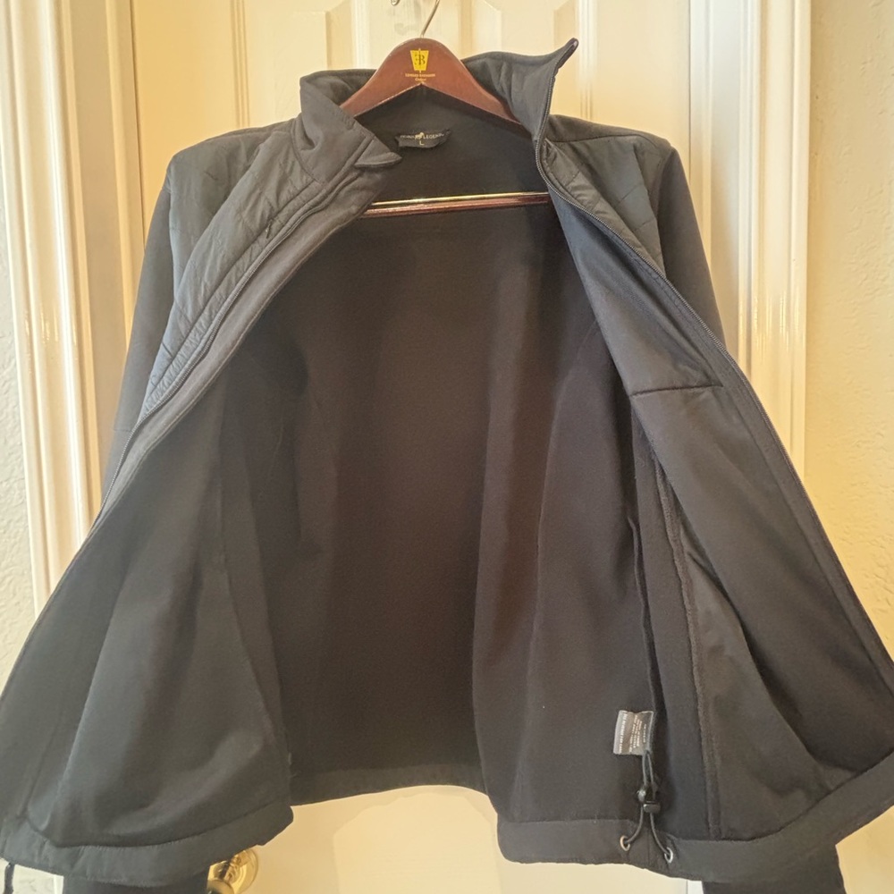 Audi Black Jacket - image 8